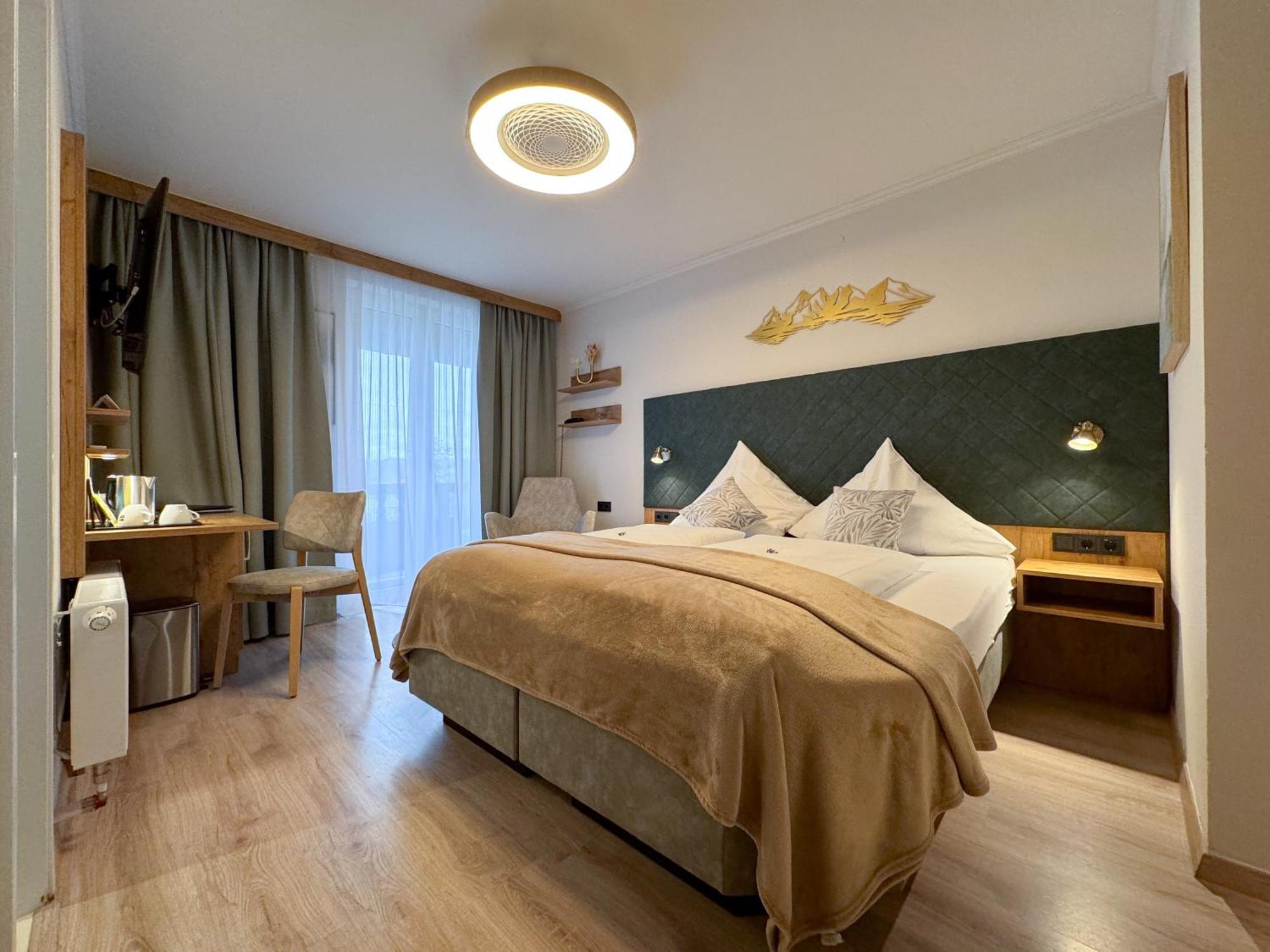 Hotel Schlossblick Chiemsee