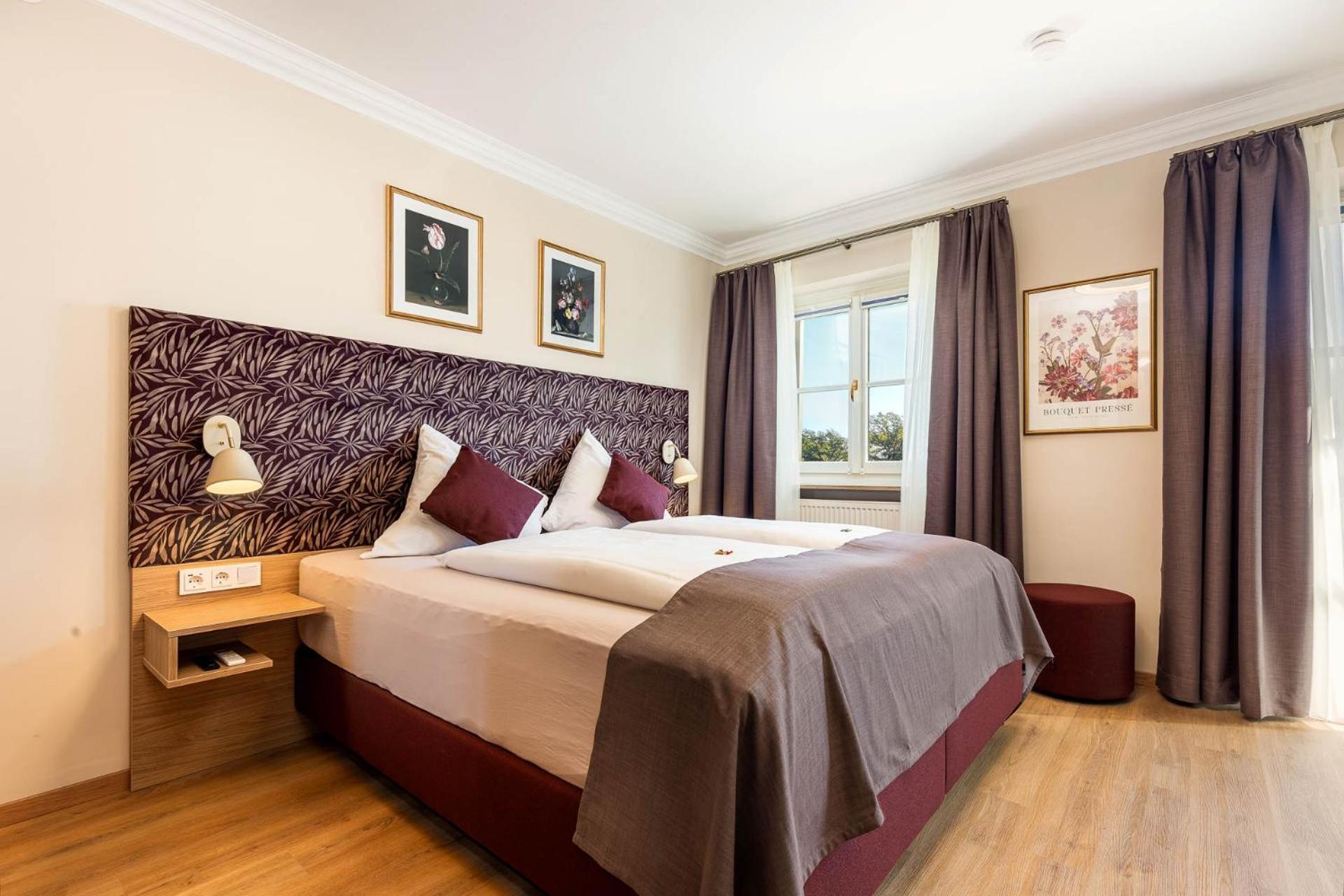 Schlossblick Chiemsee Hotel